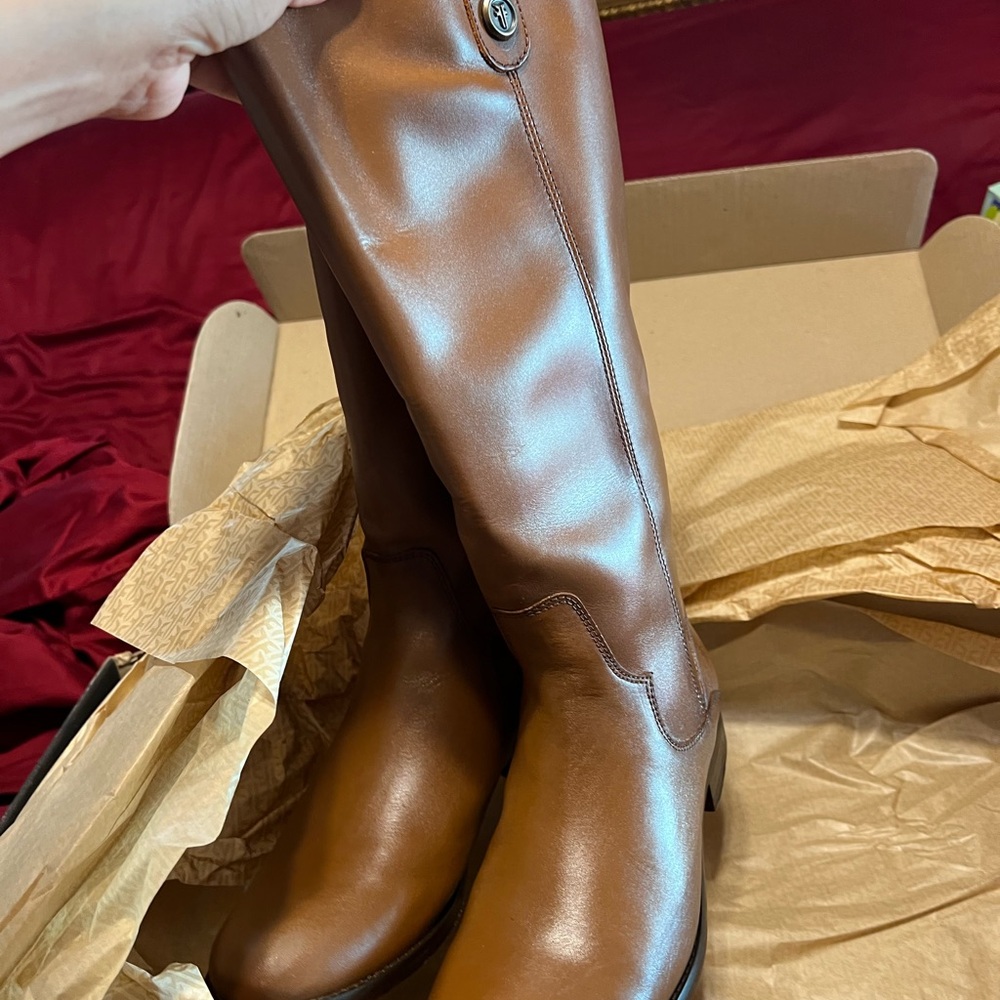 Frye boots 8 - Picture 2 of 5